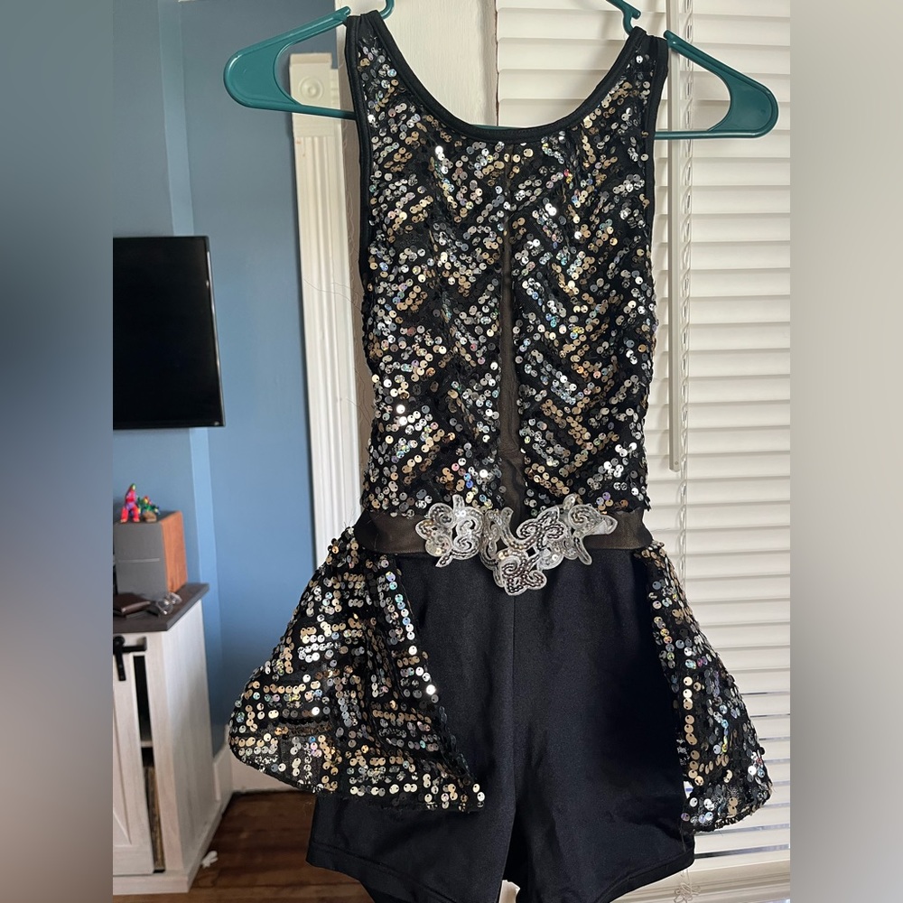 Dance costume